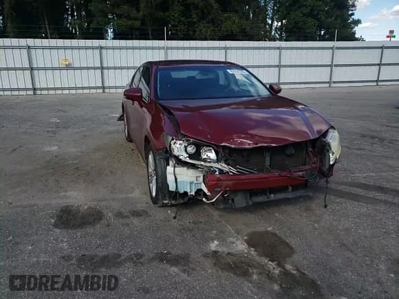 ✅ 2014 Lexus ES 330 • VIN: JTHBK1GG6E2084895 • Lot: 82252085. Listed on Copart with 151,128 mi. Free auction sales archive from the USA and detailed vehicle history report at DreamBid. Image 13.