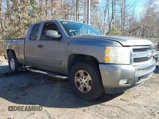 ✅ 2007 Chevrolet Silverado 1500 1LT • VIN: 2GCEC19J871668593 • Лот: 43761476. Опубликован ранее на IAAI с пробегом 188 023 миль. Бесплатный доступ к архиву аукционных продаж из США и подробный отчёт об истории автомобиля на DreamBid. Изображение 1.
