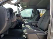 ✅ 2022 Chevrolet Silverado 1500 Custom • VIN: 3GCPYBEK9NG150768 • Lot: 61643675. Wystawiony na Copart z przebiegiem 37 574 mil. Bezpłatny archiwum sprzedaży aukcyjnych z USA i szczegółowy raport historii pojazdu na DreamBid. Zdjęcie 7.