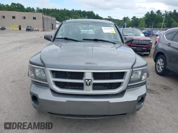 ✅ 2010 Dodge Dakota Bighorn/Lonestar • VIN: 1D7CW3GK7AS221188 • Lot: 42593420. Wystawiony na IAAI z przebiegiem 120 792 mil. Bezpłatny archiwum sprzedaży aukcyjnych z USA i szczegółowy raport historii pojazdu na DreamBid. Zdjęcie 12.