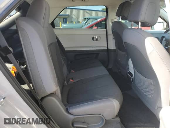 ✅ 2023 Hyundai Ioniq 5 SE • VIN: KM8KM4AE6PU136579 • Lot: 80933534. Wystawiony na Copart z przebiegiem 10 055 mil mil. Skorzystaj z bezpłatnego archiwum sprzedaży aukcyjnych z USA i zobacz szczegółowy raport historii pojazdu na DreamBid. Zdjęcie 11.