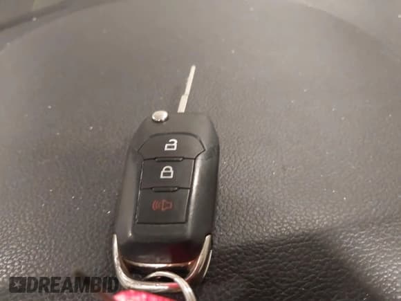 ✅ 2019 Ford F-150 XL • VIN: 1FTEX1EP8KKC72686 • Лот: 40872395. Опубликован ранее на IAAI с пробегом 148 301 миль. Бесплатный доступ к архиву аукционных продаж из США и подробный отчёт об истории автомобиля на DreamBid. Изображение 11.