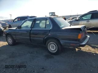 ✅ 1986 BMW 3 Series • VIN: WBAAE5404G1505733 • Lot: 41440445. Listed on Copart with 208,538 mi. Free auction sales archive from the USA and detailed vehicle history report at DreamBid. Image 2.