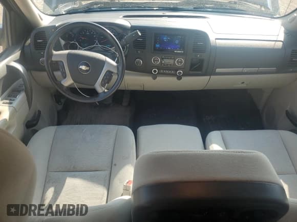 ✅ 2010 Chevrolet Silverado 1500 LT • VIN: 1GCSKSE33AZ126948 • Lot: 71461835. Listed on Copart with 157,015 mi. Free auction sales archive from the USA and detailed vehicle history report at DreamBid. Image 8.