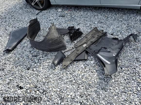 2024 Lexus IS 300 с VIN JTHCA1D21R5132176, выставлен на аукционе Copart как лот 71409445 с пробегом 6 533 миль миль и Списание • Salvage title. История ставок и продаж доступна на DreamBid. Изображение 12.