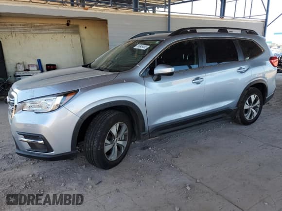 ✅ 2022 Subaru Ascent Premium • VIN: 4S4WMAED0N3463841 • Лот: 66949455. Опубликован ранее на Copart с пробегом 29 389 миль. Бесплатный доступ к архиву аукционных продаж из США и подробный отчёт об истории автомобиля на DreamBid. Изображение 1.