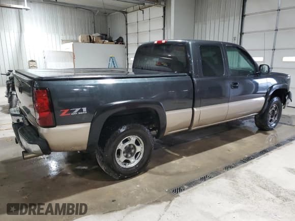 ✅ 2003 Chevrolet Silverado 1500 LS • VIN: 2GCEK19V831300267 • Лот: 80503674. Опубликован ранее на Copart с пробегом Не указан. Бесплатный доступ к архиву аукционных продаж из США и подробный отчёт об истории автомобиля на DreamBid. Изображение 3.