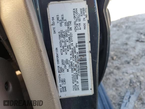 ✅ 1994 Toyota 4Runner • VIN: JT3VN29V1R0028134 • Lot: 80643474. Wystawiony na Copart z przebiegiem 277 772 mil. Bezpłatny archiwum sprzedaży aukcyjnych z USA i szczegółowy raport historii pojazdu na DreamBid. Zdjęcie 12.