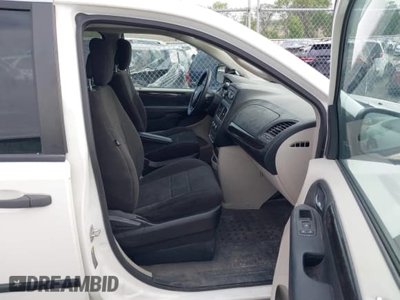 ✅ 2012 Ram Cargo Van • VIN: 2C4JDGAG0CR366564 • Lot: 42449005. Listed on IAAI with 17,258 mi. Free auction sales archive from the USA and detailed vehicle history report at DreamBid. Image 5.