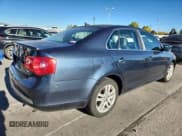 ✅ 2006 Volkswagen Jetta Edition • VIN: 3VWFT81K66M848855 • Lot: 82519285. Wystawiony na Copart z przebiegiem 243 689 mil. Bezpłatny archiwum sprzedaży aukcyjnych z USA i szczegółowy raport historii pojazdu na DreamBid. Zdjęcie 3.