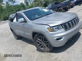 ✅ 2020 Jeep Grand Cherokee Limited • VIN: 1C4RJFBG7LC146982 • Лот: 42695656. Опубликован ранее на IAAI с пробегом 131 227 миль. Бесплатный доступ к архиву аукционных продаж из США и подробный отчёт об истории автомобиля на DreamBid. Изображение 1.