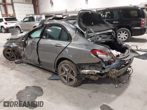 ✅ 2020 Mercedes-Benz C 43 AMG • VIN: W1KWF6EB4LR566285 • Lot: 42055979. Wystawiony na IAAI z przebiegiem 73 917 mil. Bezpłatny archiwum sprzedaży aukcyjnych z USA i szczegółowy raport historii pojazdu na DreamBid. Zdjęcie 3.