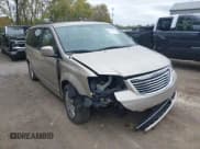 ✅ 2015 Chrysler Town & Country Touring • VIN: 2C4RC1BG6FR565236 • Лот: 43517076. Опубликован ранее на IAAI с пробегом 186 548 миль. Бесплатный доступ к архиву аукционных продаж из США и подробный отчёт об истории автомобиля на DreamBid. Изображение 1.