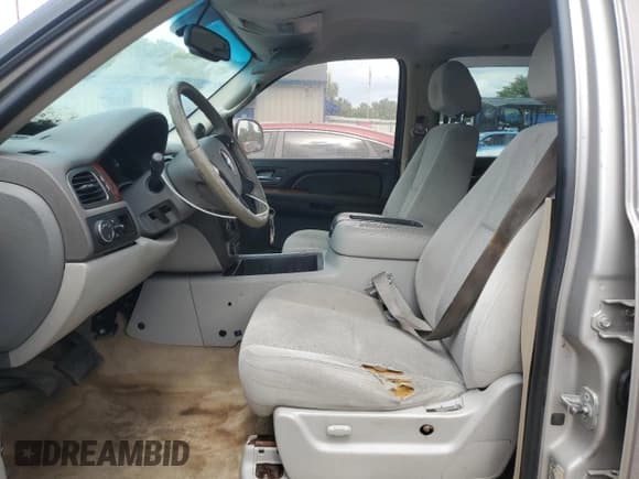 ✅ 2007 Chevrolet Avalanche LTZ • VIN: 3GNEC12027G184001 • Лот: 63299895. Опубликован ранее на Copart с пробегом Не указан. Бесплатный доступ к архиву аукционных продаж из США и подробный отчёт об истории автомобиля на DreamBid. Изображение 7.