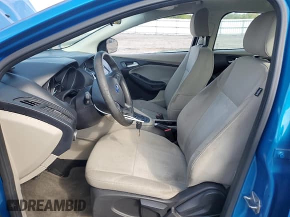 ✅ 2016 Ford Focus SE • VIN: 1FADP3F22GL201050 • Lot: 71358464. Listed on Copart with 94,471 mi. Free auction sales archive from the USA and detailed vehicle history report at DreamBid. Image 7.