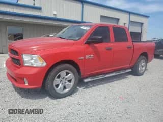 2013 Ram 1500 Express z VIN 1C6RR6KTXDS561265, wystawiony jako Copart lot #70894635 z przebiegiem 136 903 mil mil oraz Czysty tytuł • Clean title. Historia ofert i sprzedaży dostępna na DreamBid. Obrazek 1.