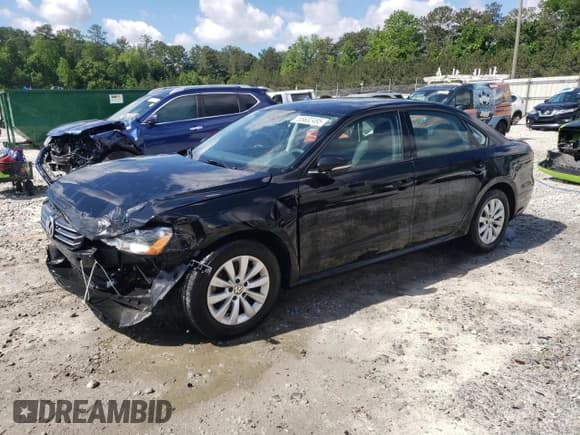 ✅ 2012 Volkswagen Passat S • VIN: 1VWAH7A30CC089678 • Лот: 55632495. Опубликован ранее на Copart с пробегом 107 473 миль. Бесплатный доступ к архиву аукционных продаж из США и подробный отчёт об истории автомобиля на DreamBid. Изображение 1.