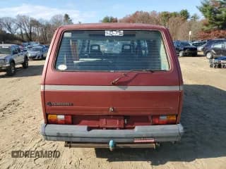 ✅ 1988 Volkswagen Vanagon • VIN: WV2YB0253JH009091 • Lot: 78457704. Wystawiony na Copart z przebiegiem 15 665 mil. Bezpłatny archiwum sprzedaży aukcyjnych z USA i szczegółowy raport historii pojazdu na DreamBid. Zdjęcie 6.