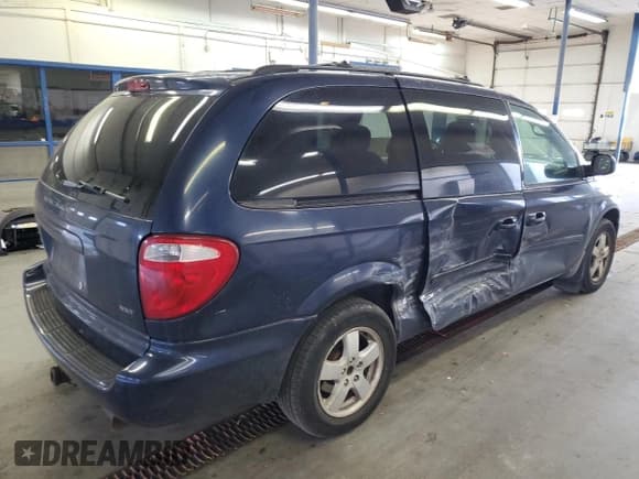 ✅ 2005 Dodge Caravan SXT • VIN: 2D4GP44L45R404697 • Лот: 90909455. Опубликован ранее на Copart с пробегом 147 702 миль. Бесплатный доступ к архиву аукционных продаж из США и подробный отчёт об истории автомобиля на DreamBid. Изображение 3.