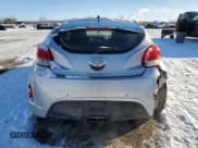 ✅ 2016 Hyundai Veloster • VIN: KMHTC6AD3GU273375 • Lot: 43976405. Wystawiony na Copart z przebiegiem 137 479 mil. Bezpłatny archiwum sprzedaży aukcyjnych z USA i szczegółowy raport historii pojazdu na DreamBid. Zdjęcie 6.