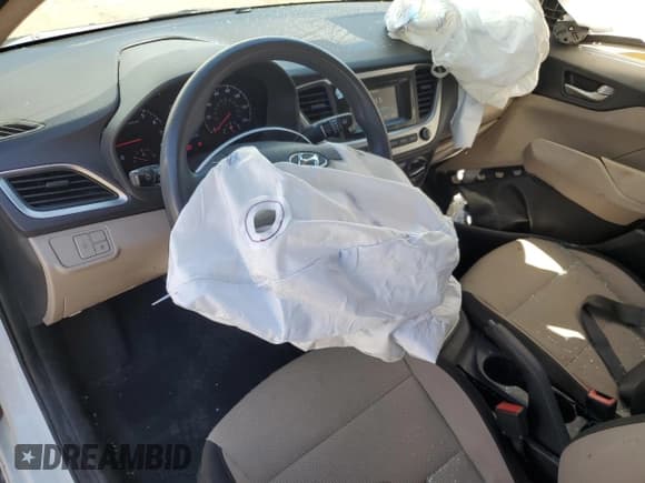 ✅ 2018 Hyundai Accent SE • VIN: 3KPC24A39JE035121 • Лот: 72989724. Опубликован ранее на Copart с пробегом 95 046 миль. Бесплатный доступ к архиву аукционных продаж из США и подробный отчёт об истории автомобиля на DreamBid. Изображение 8.