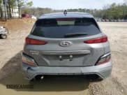 ✅ 2023 Hyundai Kona SE • VIN: KM8K23AG0PU165609 • Лот: 43456264. Опубликован ранее на Copart с пробегом 8 535 миль. Бесплатный доступ к архиву аукционных продаж из США и подробный отчёт об истории автомобиля на DreamBid. Изображение 6.