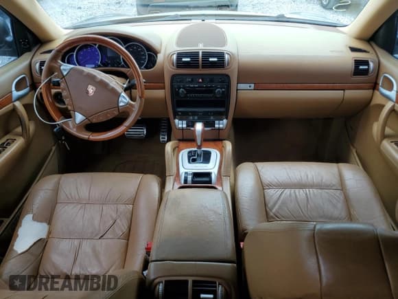 ✅ 2005 Porsche Cayenne S • VIN: WP1AB29P35LA63091 • Lot: 62583075. Listed on Copart with 153,239 mi. Free auction sales archive from the USA and detailed vehicle history report at DreamBid. Image 8.