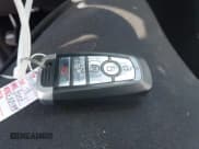 ✅ 2018 Ford Explorer Platinum • VIN: 1FM5K8HT4JGA50661 • Lot: 42184168. Wystawiony na IAAI z przebiegiem 126 407 mil. Bezpłatny archiwum sprzedaży aukcyjnych z USA i szczegółowy raport historii pojazdu na DreamBid. Zdjęcie 11.