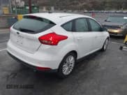 ✅ 2018 Ford Focus Titanium • VIN: 1FADP3N25JL278889 • Лот: 43693208. Опубликован ранее на IAAI с пробегом 79 661 миль. Бесплатный доступ к архиву аукционных продаж из США и подробный отчёт об истории автомобиля на DreamBid. Изображение 4.
