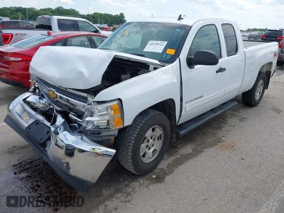 ✅ 2013 Chevrolet Silverado 1500 LT • VIN: 1GCRKSE74DZ258171 • Lot: 42539511. Listed on IAAI with 140,625 mi. Free auction sales archive from the USA and detailed vehicle history report at DreamBid. Image 20.
