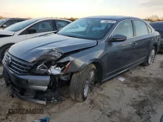 ✅ 2016 Volkswagen Passat SE • VIN: 1VWBT7A32GC012268 • Lot: 85842395. Listed on Copart with 124,835 mi. Free auction sales archive from the USA and detailed vehicle history report at DreamBid. Image 1.