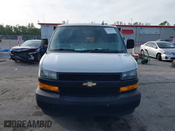 ✅ 2018 Chevrolet Express Cargo • VIN: 1GCWGBFP2J1316226 • Lot: 43768317. Listed on IAAI with 164,620 mi. Free auction sales archive from the USA and detailed vehicle history report at DreamBid. Image 12.