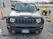 ✅ 2021 Jeep Renegade Latitude • VIN: ZACNJDBB5MPM34811 • Lot: 91318725. Wystawiony na Copart z przebiegiem 59 004 mil. Bezpłatny archiwum sprzedaży aukcyjnych z USA i szczegółowy raport historii pojazdu na DreamBid. Zdjęcie 5.