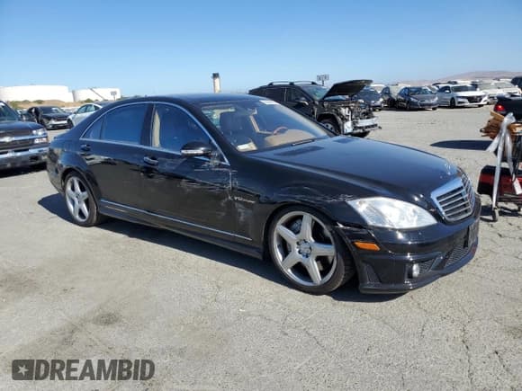 ✅ 2008 Mercedes-Benz S • VIN: WDDNG79X08A198214 • Лот: 66849895. Опубликован ранее на Copart с пробегом 163 282 миль. Бесплатный доступ к архиву аукционных продаж из США и подробный отчёт об истории автомобиля на DreamBid. Изображение 4.