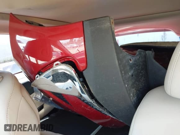 ✅ 2019 Acura RDX Technology • VIN: 5J8TC2H57KL035797 • Lot: 42722986. Wystawiony na IAAI z przebiegiem 73 595 mil. Bezpłatny archiwum sprzedaży aukcyjnych z USA i szczegółowy raport historii pojazdu na DreamBid. Zdjęcie 12.