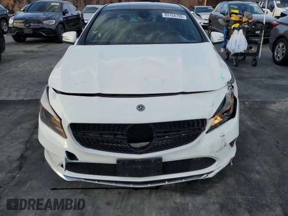 ✅ 2019 Mercedes-Benz CLA 250 • VIN: WDDSJ4EB4KN702874 • Lot: 93154795. Wystawiony na Copart z przebiegiem 74 300 mil. Bezpłatny archiwum sprzedaży aukcyjnych z USA i szczegółowy raport historii pojazdu na DreamBid. Zdjęcie 5.