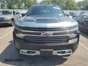 ✅ 2019 Chevrolet Silverado 1500 High Country • VIN: 1GCUYHEL7KZ196691 • Lot: 69539204. Wystawiony na Copart z przebiegiem 174 842 mil. Bezpłatny archiwum sprzedaży aukcyjnych z USA i szczegółowy raport historii pojazdu na DreamBid. Zdjęcie 5.