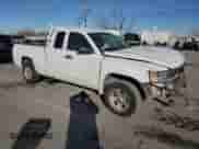 2008 Dodge Dakota SXT z VIN 1D7HE32NX8S565330, wystawiony jako Copart lot #87002294 z przebiegiem 168 907 mil mil oraz Szkoda całkowita • Salvage title. Historia ofert i sprzedaży dostępna na DreamBid. Obrazek 4.