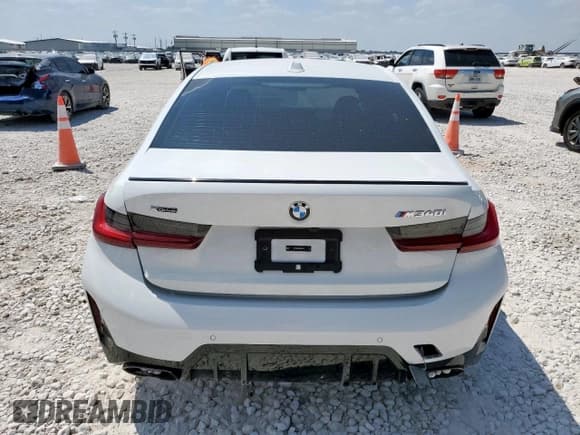 ✅ 2025 BMW 3 Series M340i xDrive • VIN: 3MW69FT09S8F49104 • Lot: 71020315. Wystawiony na Copart z przebiegiem 3 784 mil. Bezpłatny archiwum sprzedaży aukcyjnych z USA i szczegółowy raport historii pojazdu na DreamBid. Zdjęcie 6.