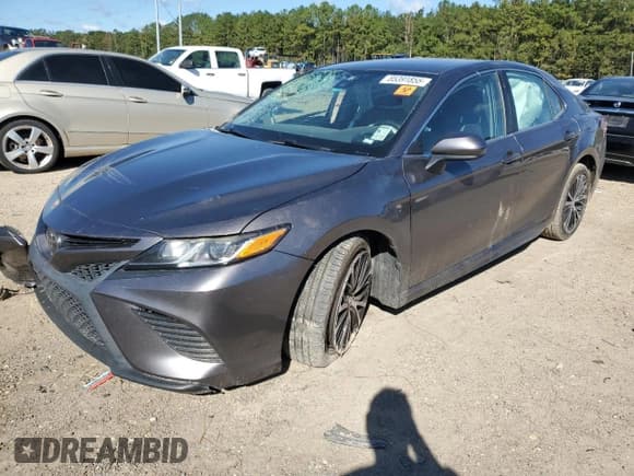 ✅ 2020 Toyota Camry SE • VIN: 4T1G11AK9LU907839 • Lot: 85391855. Listed on Copart with 160,524 mi. Free auction sales archive from the USA and detailed vehicle history report at DreamBid. Image 1.