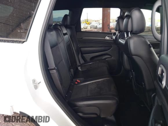 ✅ 2020 Jeep Grand Cherokee Altitude • VIN: 1C4RJEAG9LC203470 • Lot: 43263713. Wystawiony na IAAI z przebiegiem 119 206 mil. Bezpłatny archiwum sprzedaży aukcyjnych z USA i szczegółowy raport historii pojazdu na DreamBid. Zdjęcie 8.