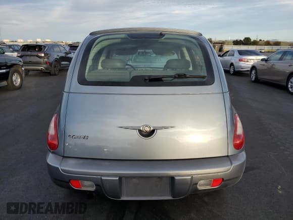 ✅ 2008 Chrysler PT Cruiser • VIN: 3A8FY48B88T227301 • Lot: 91380395. Listed on Copart with Not provided. Free auction sales archive from the USA and detailed vehicle history report at DreamBid. Image 6.
