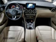 ✅ 2016 Mercedes-Benz GLC 300 • VIN: WDC0G4KB5GF085615 • Lot: 56687405. Wystawiony na Copart z przebiegiem 162 805 mil. Bezpłatny archiwum sprzedaży aukcyjnych z USA i szczegółowy raport historii pojazdu na DreamBid. Zdjęcie 8.