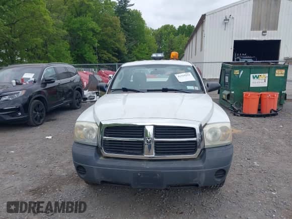 2007 Dodge Dakota ST с VIN 1D7HW22K07S202496, выставлен на аукционе IAAI как лот 42319252 с пробегом 124 696 миль миль и . История ставок и продаж доступна на DreamBid. Изображение 13.