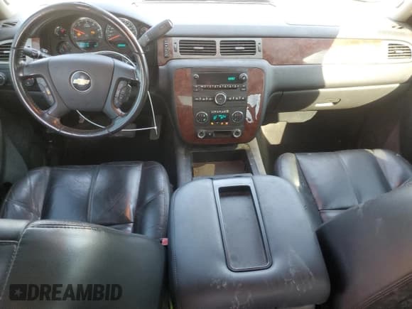 ✅ 2010 Chevrolet Silverado 1500 LTZ • VIN: 3GCRKTE38AG268104 • Лот: 70169855. Опубликован ранее на Copart с пробегом 225 319 миль. Бесплатный доступ к архиву аукционных продаж из США и подробный отчёт об истории автомобиля на DreamBid. Изображение 8.