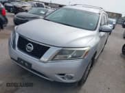 ✅ 2014 Nissan Pathfinder S • VIN: 5N1AR2MN7EC687782 • Lot: 42272724. Listed on IAAI with 174,159 mi. Free auction sales archive from the USA and detailed vehicle history report at DreamBid. Image 2.