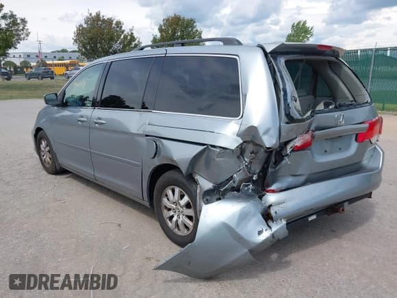 ✅ 2008 Honda Odyssey EX-L • VIN: 5FNRL38738B084846 • Lot: 43088119. Listed on IAAI with 198,113 mi. Free auction sales archive from the USA and detailed vehicle history report at DreamBid. Image 3.