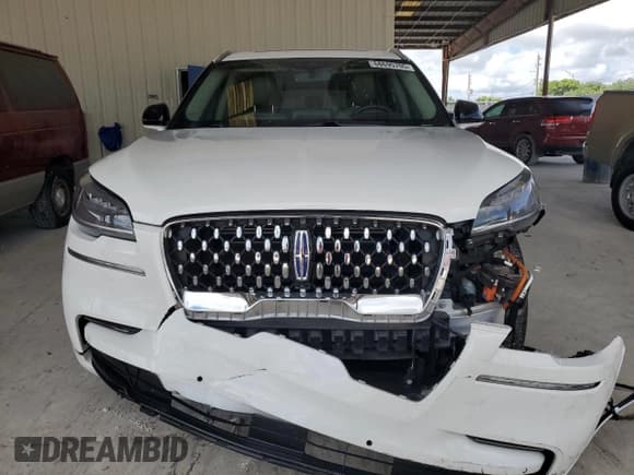 ✅ 2023 Lincoln Aviator Grand Touring • VIN: 5LMYJ8XY3PNL01054 • Лот: 68695705. Опубликован ранее на Copart с пробегом 38 945 миль. Бесплатный доступ к архиву аукционных продаж из США и подробный отчёт об истории автомобиля на DreamBid. Изображение 5.