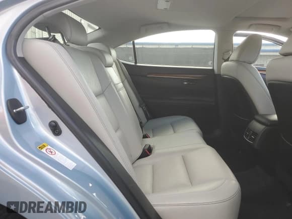 ✅ 2013 Lexus ES 300h • VIN: JTHBW1GGXD2018174 • Lot: 91068885. Wystawiony na Copart z przebiegiem 85 112 mil. Bezpłatny archiwum sprzedaży aukcyjnych z USA i szczegółowy raport historii pojazdu na DreamBid. Zdjęcie 10.