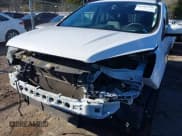 ✅ 2017 Ford Escape SE • VIN: 1FMCU9G93HUE86250 • Лот: 41196732. Опубликован ранее на IAAI с пробегом 113 335 миль. Бесплатный доступ к архиву аукционных продаж из США и подробный отчёт об истории автомобиля на DreamBid. Изображение 6.